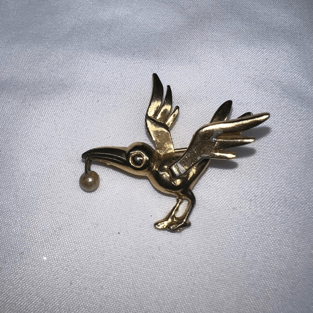 Hattie Carnegie Signed Stork With Baby Bundle Brooch Circa 1930-1950